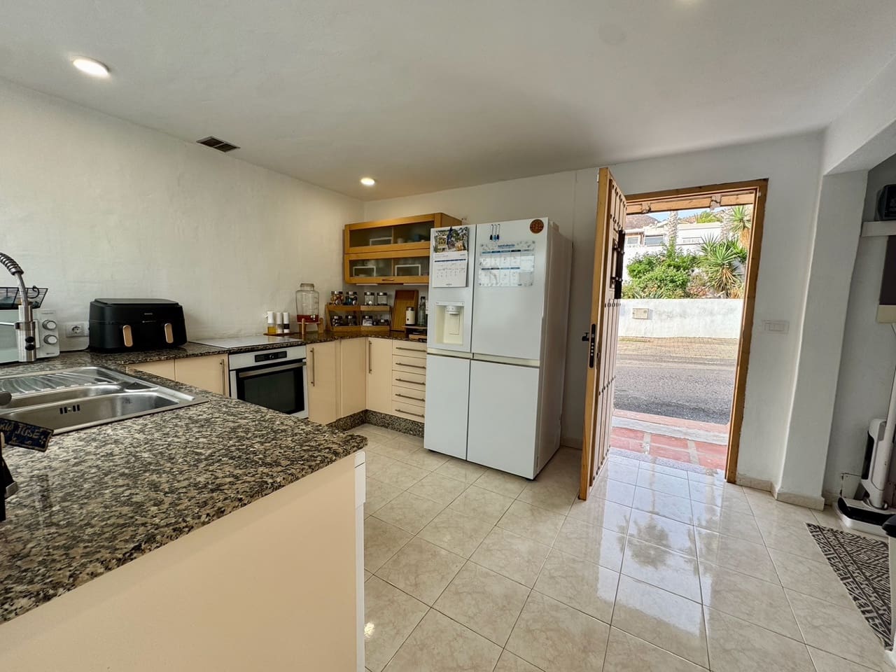 Pareado de 2 habitaciones en Nazaret en venta con piscina - 520.000 € (Ref: 10059452)
