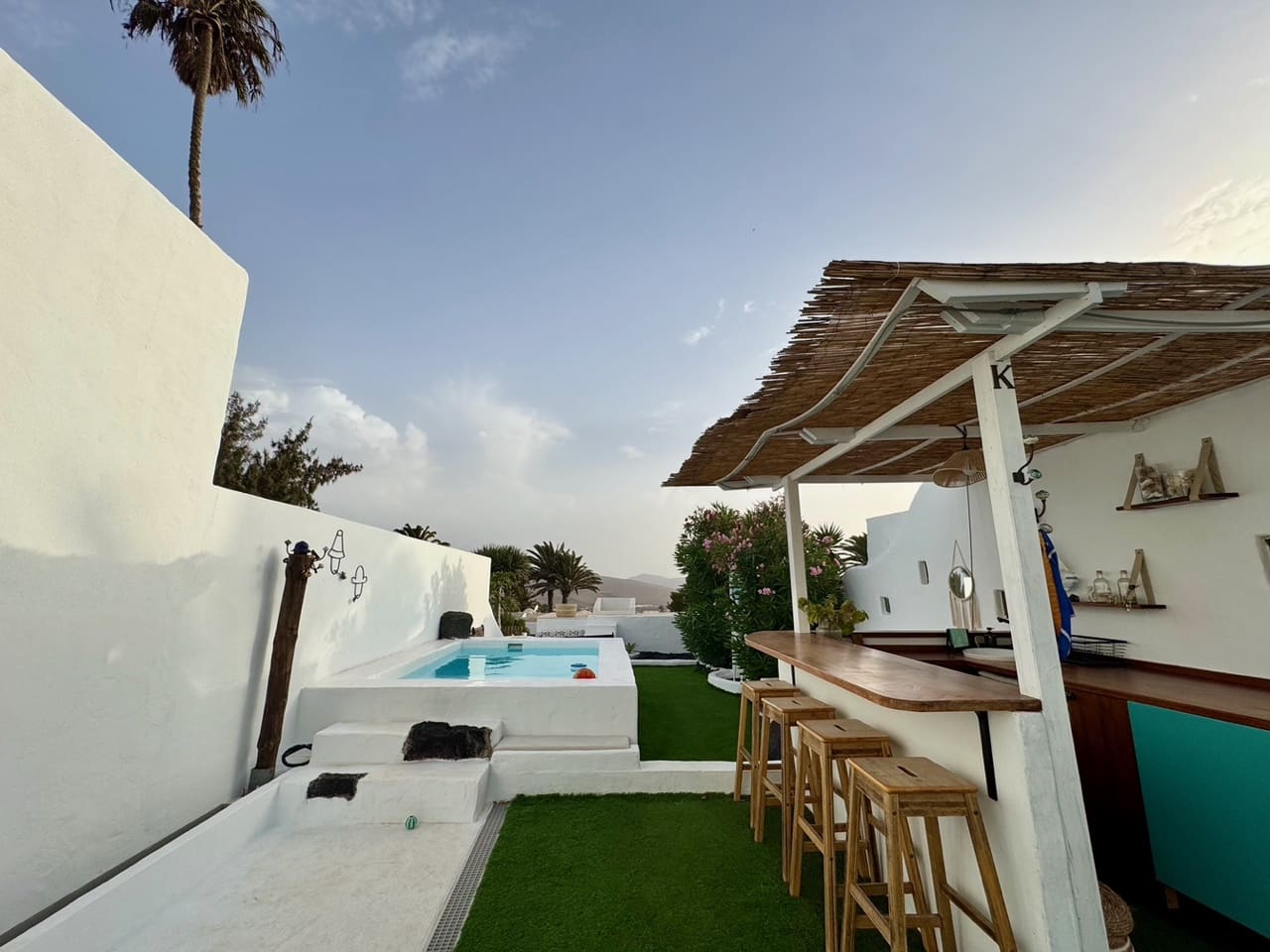 Pareado de 2 habitaciones en Nazaret en venta con piscina - 520.000 € (Ref: 10059452)