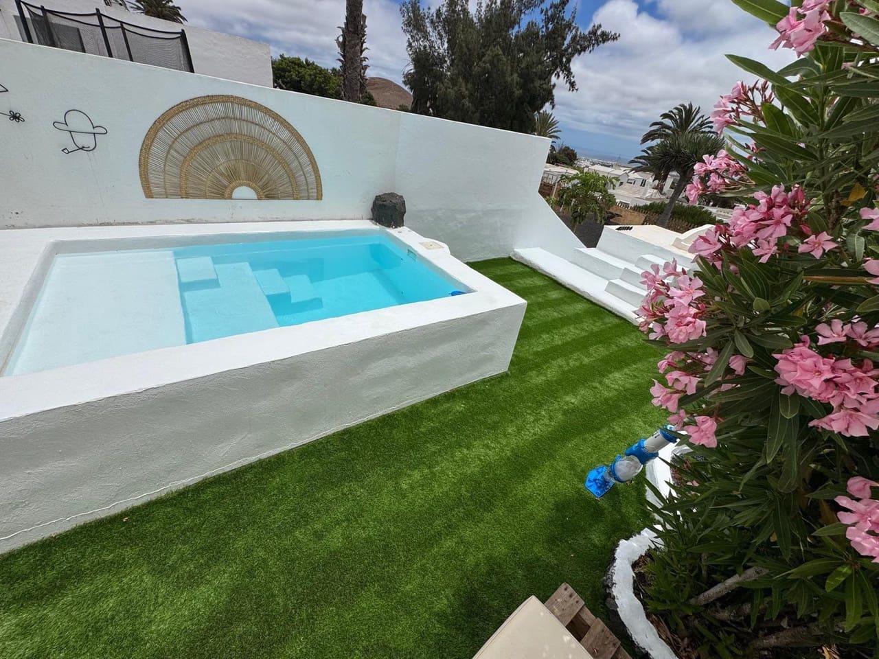 Pareado de 2 habitaciones en Nazaret en venta con piscina - 520.000 € (Ref: 10059452)