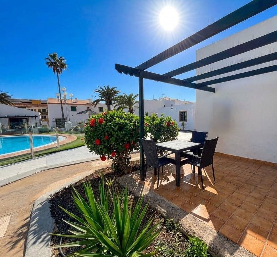 1 Zimmer Apartment zu verkaufen in Caleta de Fuste mit Pool - 155.000 € (Ref: 10175500)