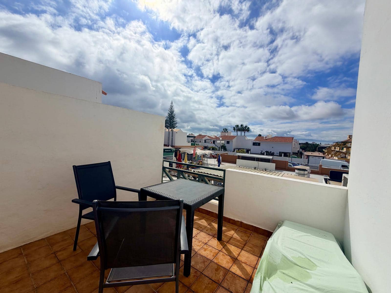 1 soverom Leilighet til salgs i Caleta de Fuste med svømmebasseng - € 155 000 (Ref: 10175557)