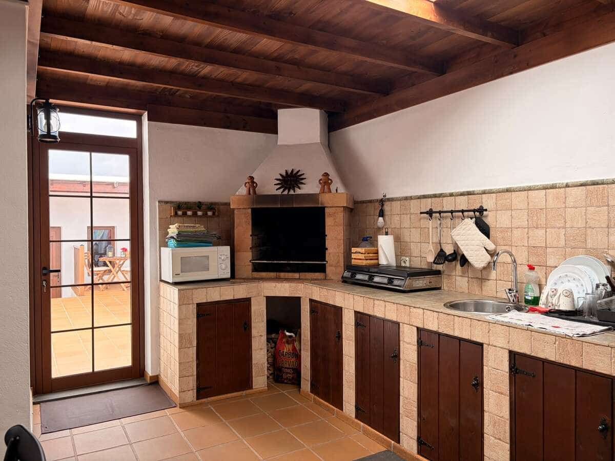 3 sypialnia Finka/Dom wiejski na sprzedaż w Tinajo z garażem - 495 000 € (Ref: 10175699)