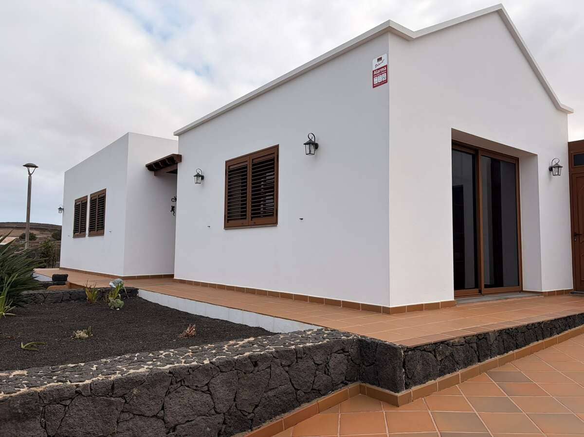 3 sypialnia Finka/Dom wiejski na sprzedaż w Tinajo z garażem - 495 000 € (Ref: 10175699)