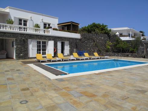 6 soveværelse Villa til salg i Puerto Calero med swimmingpool - € 2.400.000 (Ref: 2830358)