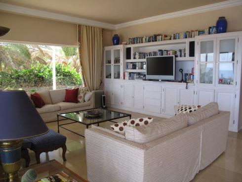 6 sovrum Villa till salu i Puerto Calero, Yaiza med pool - 2 400 000 € (Ref: 2830358)