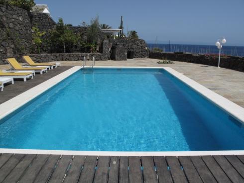 6 sovrum Villa till salu i Puerto Calero, Yaiza med pool - 2 400 000 € (Ref: 2830358)