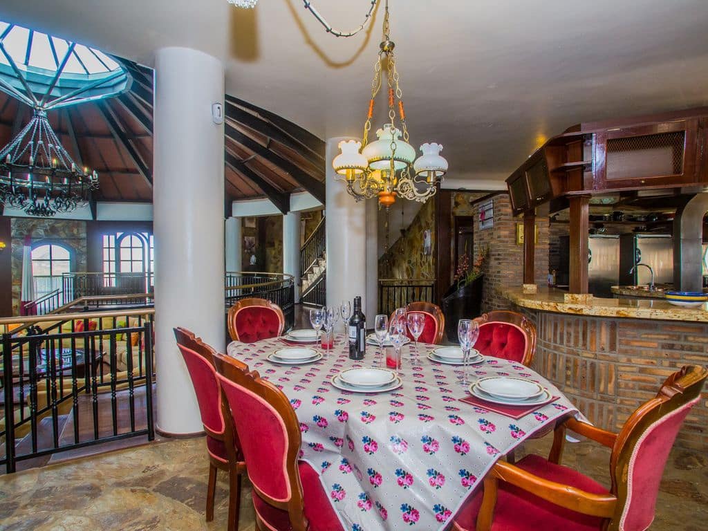 4 soverom Villa til salgs i Costa Teguise med svømmebasseng garasje - € 795 950 (Ref: 5036175)