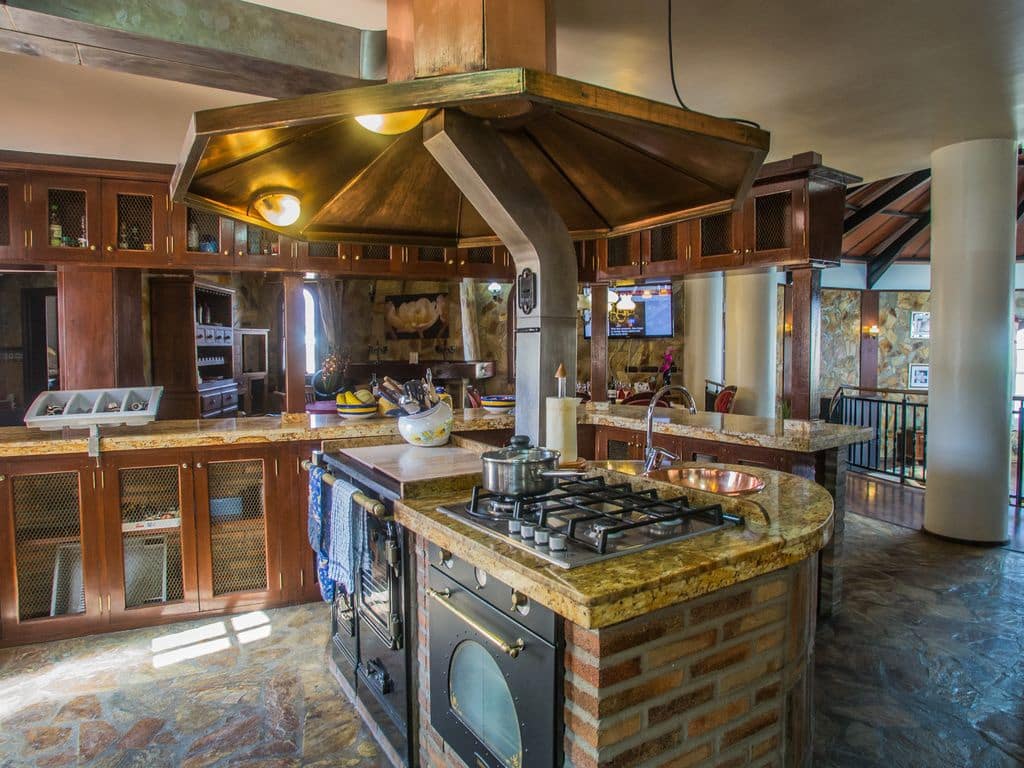 4 soverom Villa til salgs i Costa Teguise med svømmebasseng garasje - € 795 950 (Ref: 5036175)