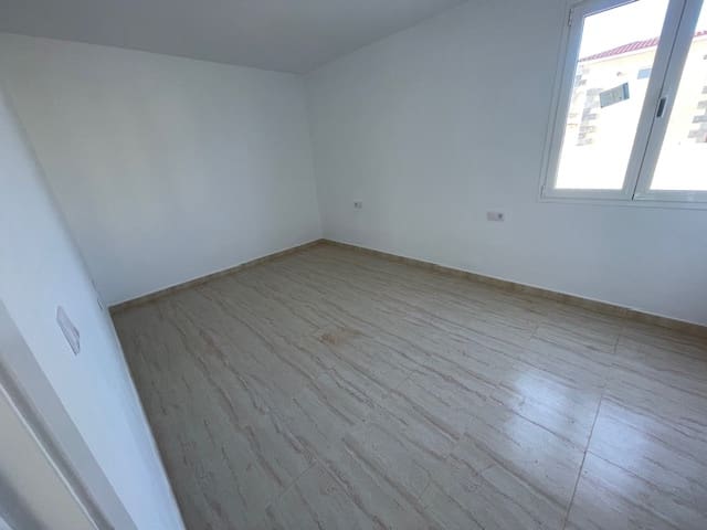 4 bedroom Finca/Country House for sale in Antigua - € 320,000 (Ref: 8457294)