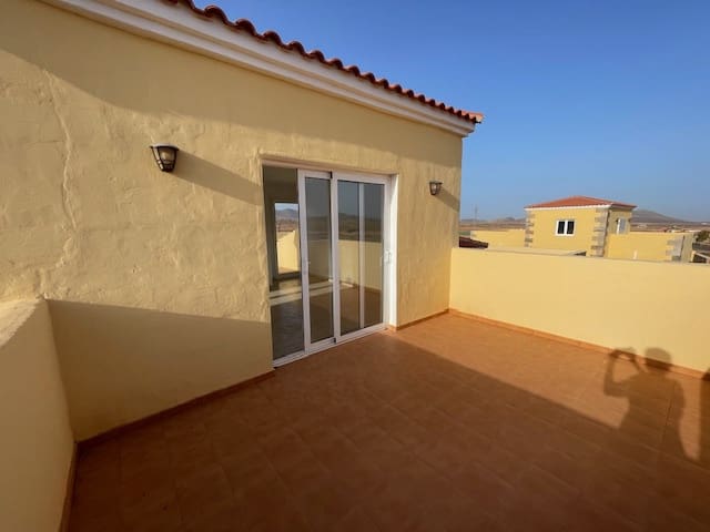 4 bedroom Finca/Country House for sale in Antigua - € 320,000 (Ref: 8457294)