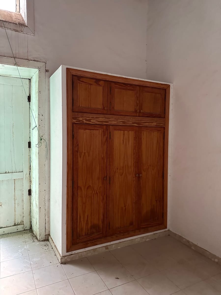 6 soveværelse Finca/Landehus til salg i La Vegueta med garage - € 970.000 (Ref: 8637571)