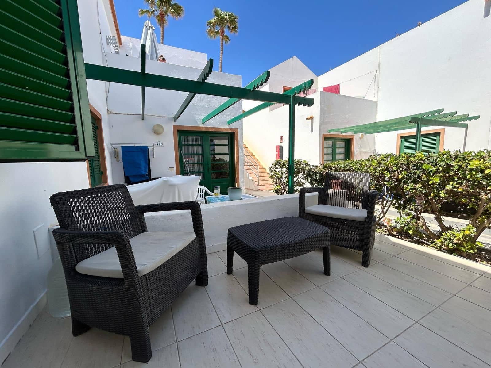 1 slaapkamer Appartement te koop in Caleta de Fuste met zwembad - € 145.000 (Ref: 8658862)