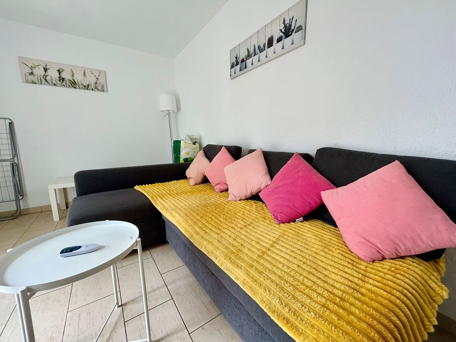 1 bedroom Apartment for sale in Caleta de Fuste with pool - € 145,000 (Ref: 8658862)