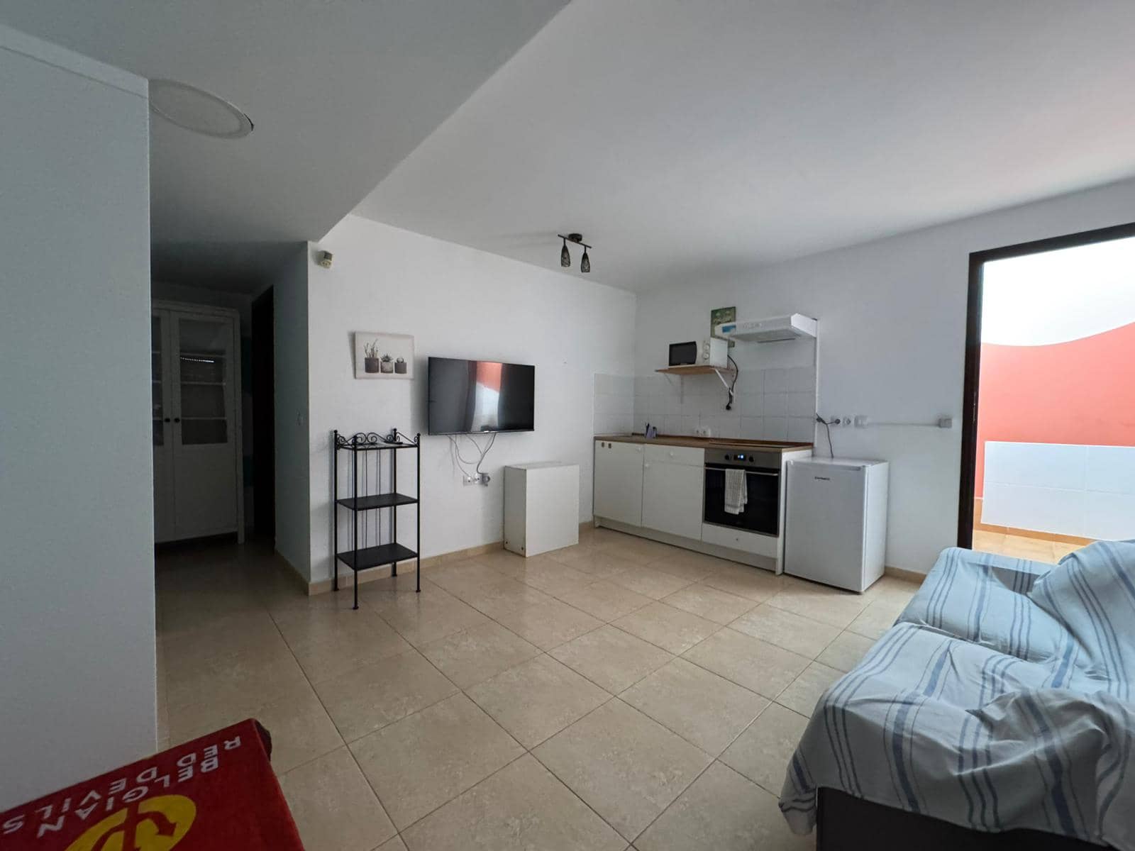 3 soveværelse Semi-Rækkehus til salg i Costa de Antigua med garage - € 285.000 (Ref: 8718458)