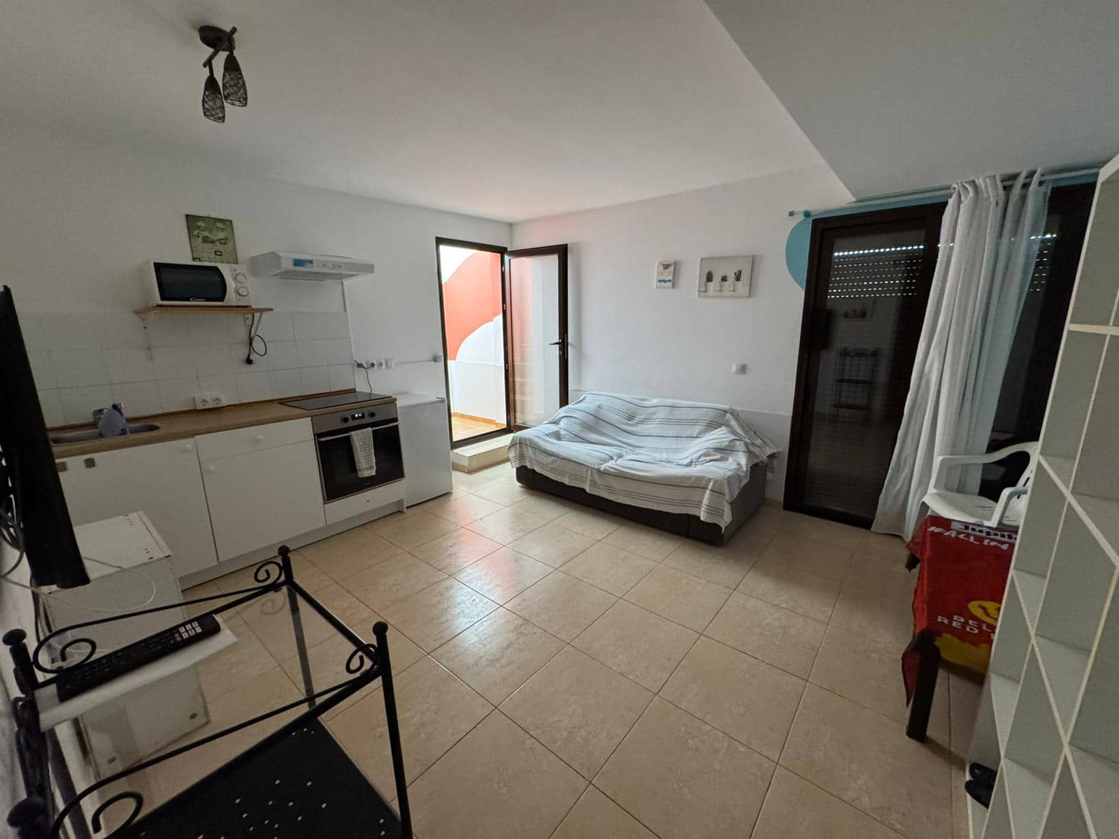 3 soveværelse Semi-Rækkehus til salg i Costa de Antigua med garage - € 285.000 (Ref: 8718458)