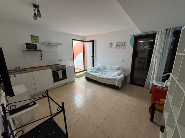 3 Zimmer Doppelhaus zu verkaufen in Costa de Antigua, Antigua mit Garage - 285.000 € (Ref: 8718458)