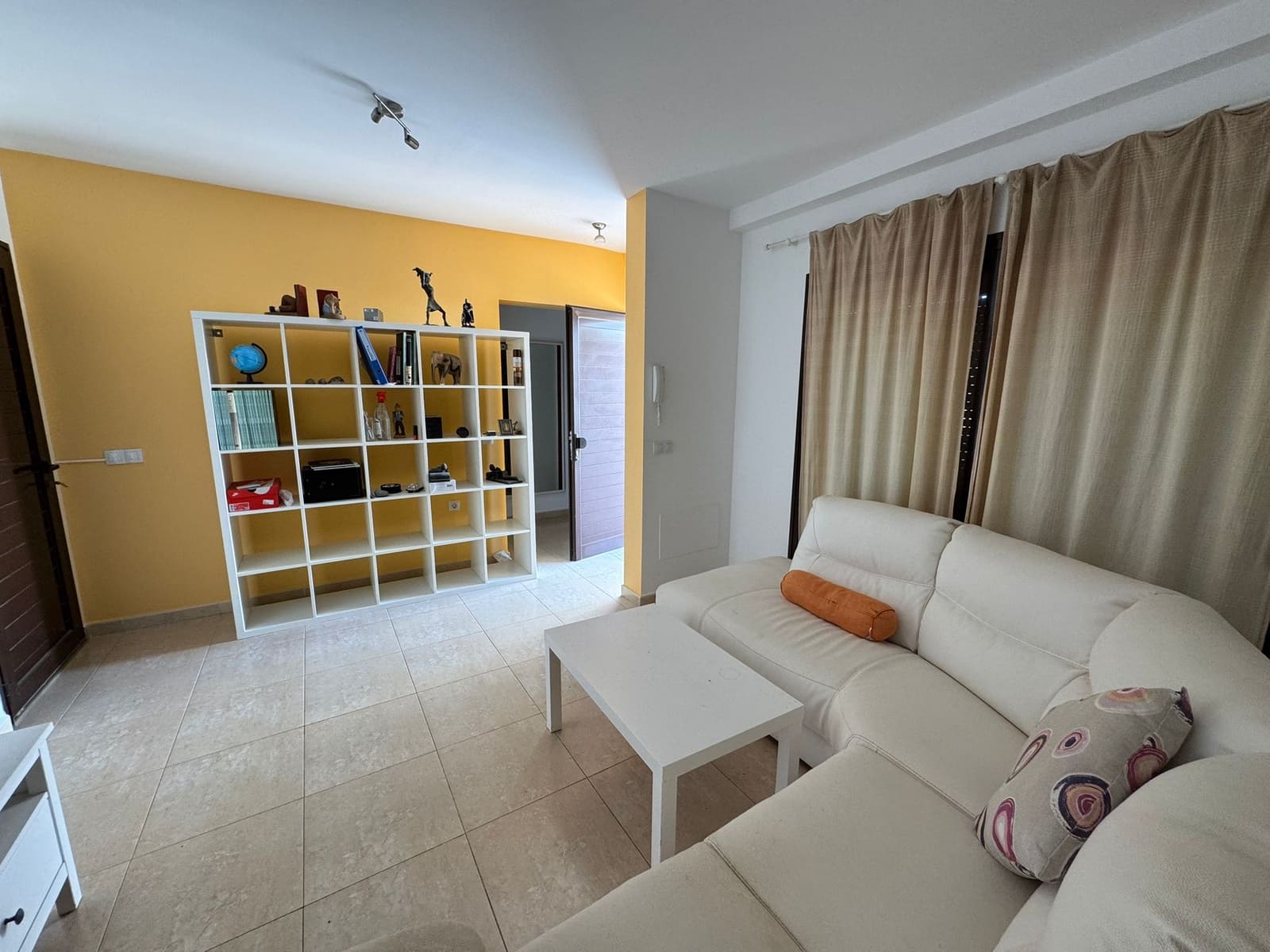 3 soveværelse Semi-Rækkehus til salg i Costa de Antigua med garage - € 285.000 (Ref: 8718458)