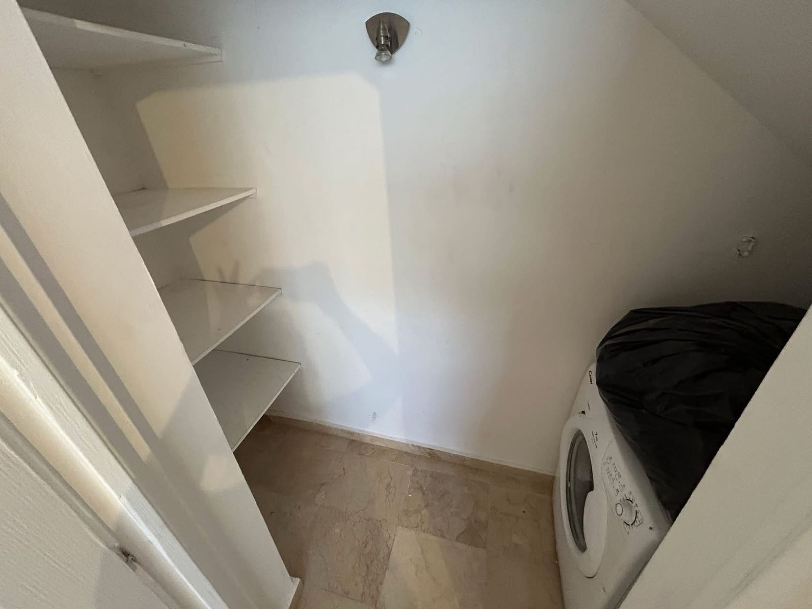 3 slaapkamer Rijtjeshuis te koop in Caleta de Fuste met zwembad - € 229.000 (Ref: 8935975)