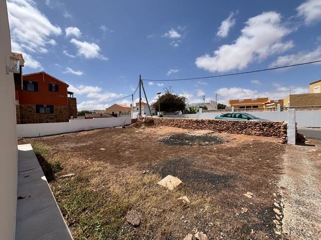 3 bedroom Finca/Country House for sale in Triquivijate, Antigua - € 310,000 (Ref: 8961945)