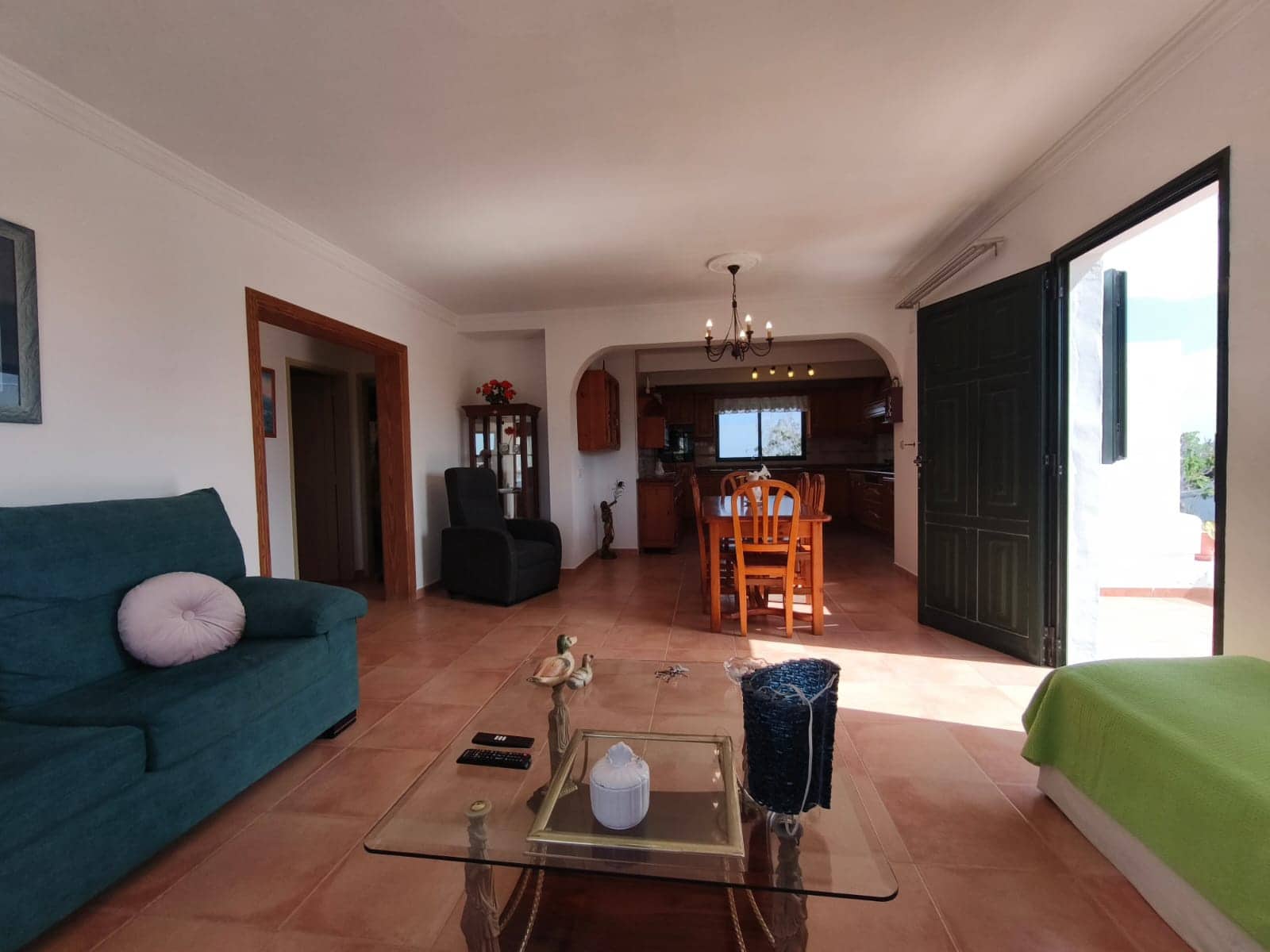 2 soveværelse Finca/Landehus til salg i Orzola med garage - € 440.000 (Ref: 8962068)