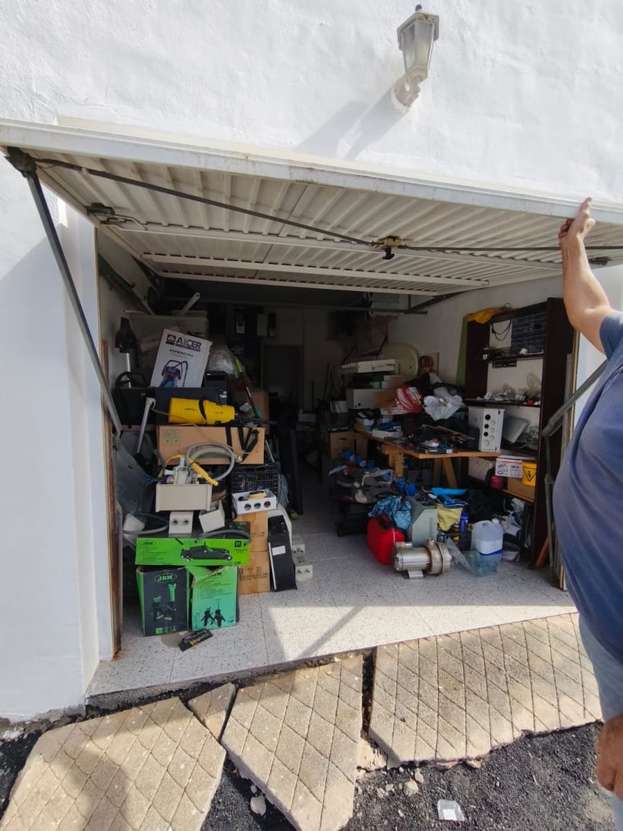 2 soveværelse Finca/Landehus til salg i Orzola med garage - € 440.000 (Ref: 8962068)