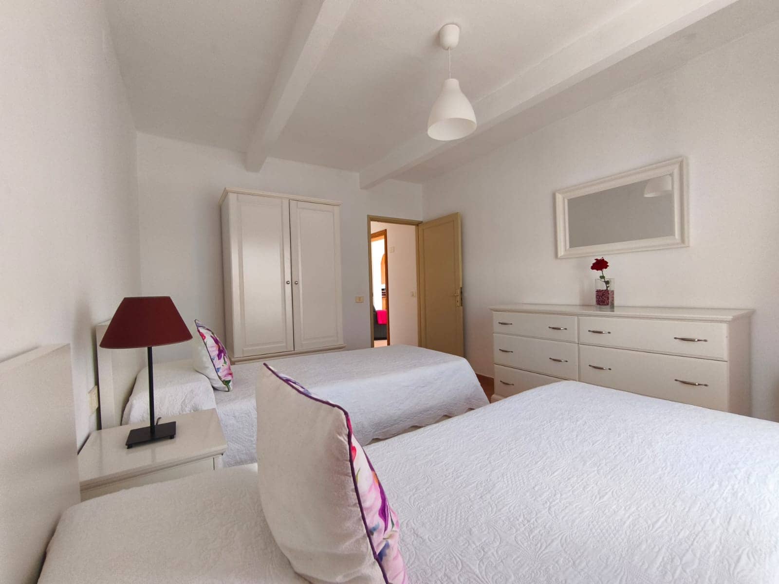 2 soveværelse Finca/Landehus til salg i Orzola med garage - € 440.000 (Ref: 8962068)