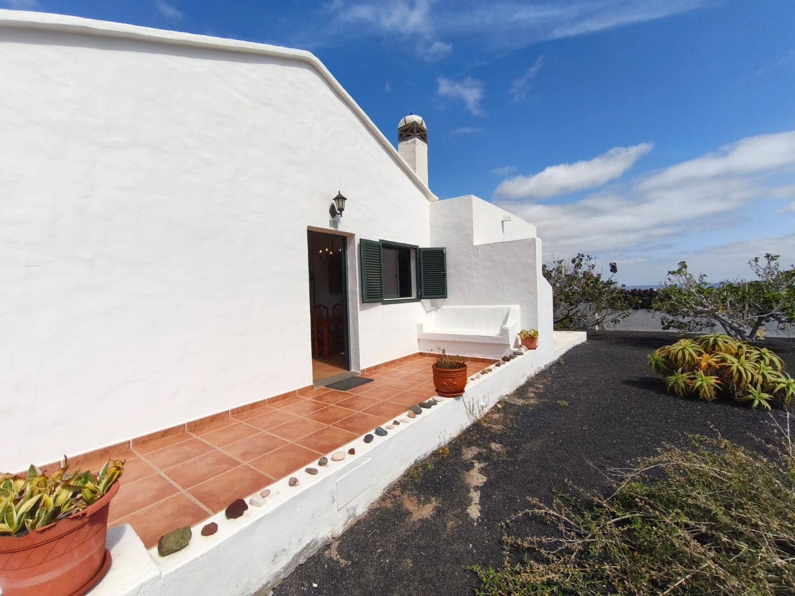 2 soveværelse Finca/Landehus til salg i Orzola med garage - € 440.000 (Ref: 8962068)