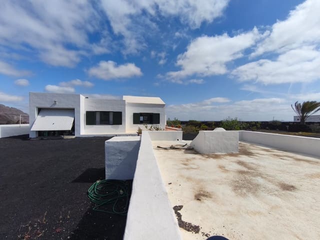 2 soveværelse Finca/Landehus til salg i Orzola, Haría med garage - € 440.000 (Ref: 8962068)