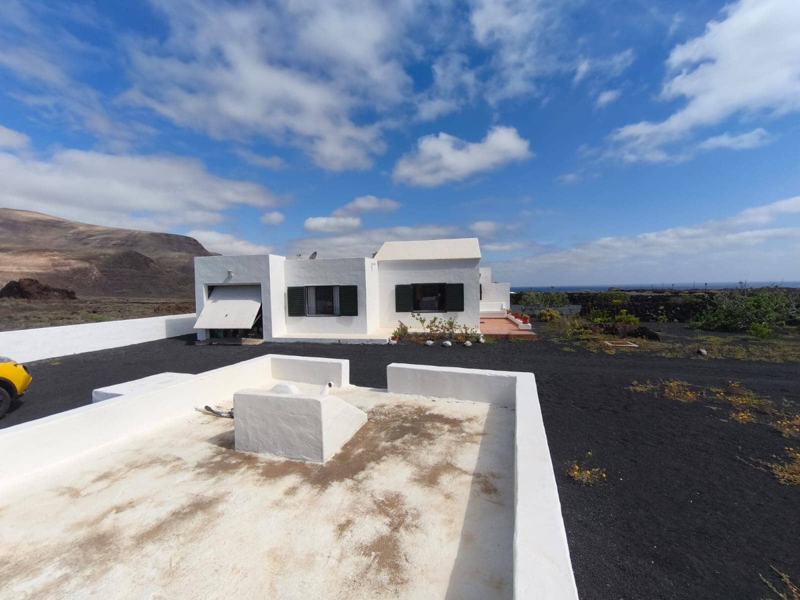 2 soveværelse Finca/Landehus til salg i Orzola med garage - € 440.000 (Ref: 8962068)