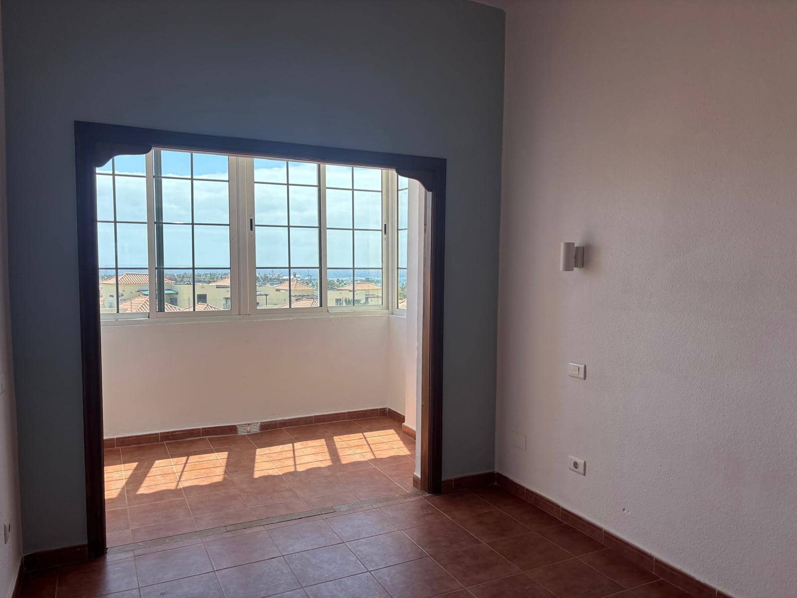 3 soveværelse Rækkehus til salg i Caleta de Fuste med swimmingpool - € 249.000 (Ref: 9030700)