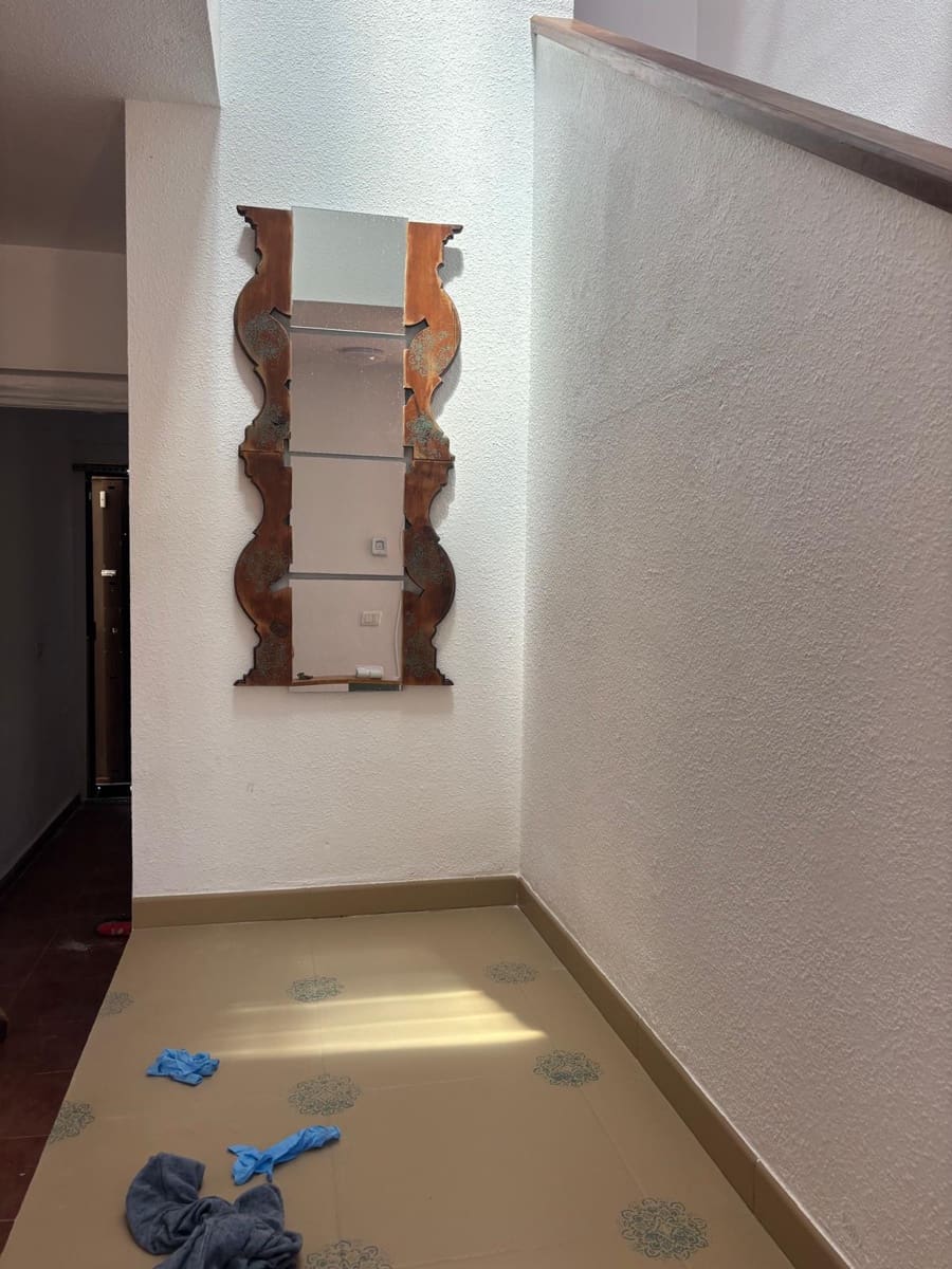 3 soveværelse Rækkehus til salg i Caleta de Fuste med swimmingpool - € 249.000 (Ref: 9030700)