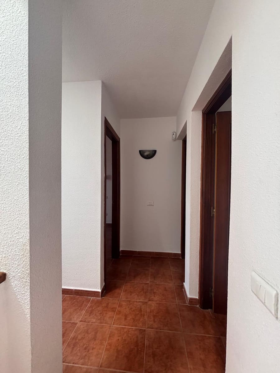 3 soveværelse Rækkehus til salg i Caleta de Fuste med swimmingpool - € 249.000 (Ref: 9030700)