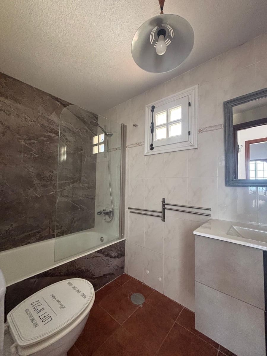 3 soveværelse Rækkehus til salg i Caleta de Fuste med swimmingpool - € 249.000 (Ref: 9030700)