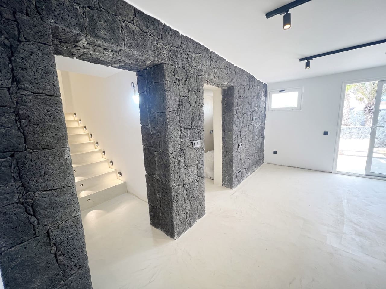 6 quarto Moradia para venda em Tahiche com piscina garagem - 2 400 000 € (Ref: 9130183)