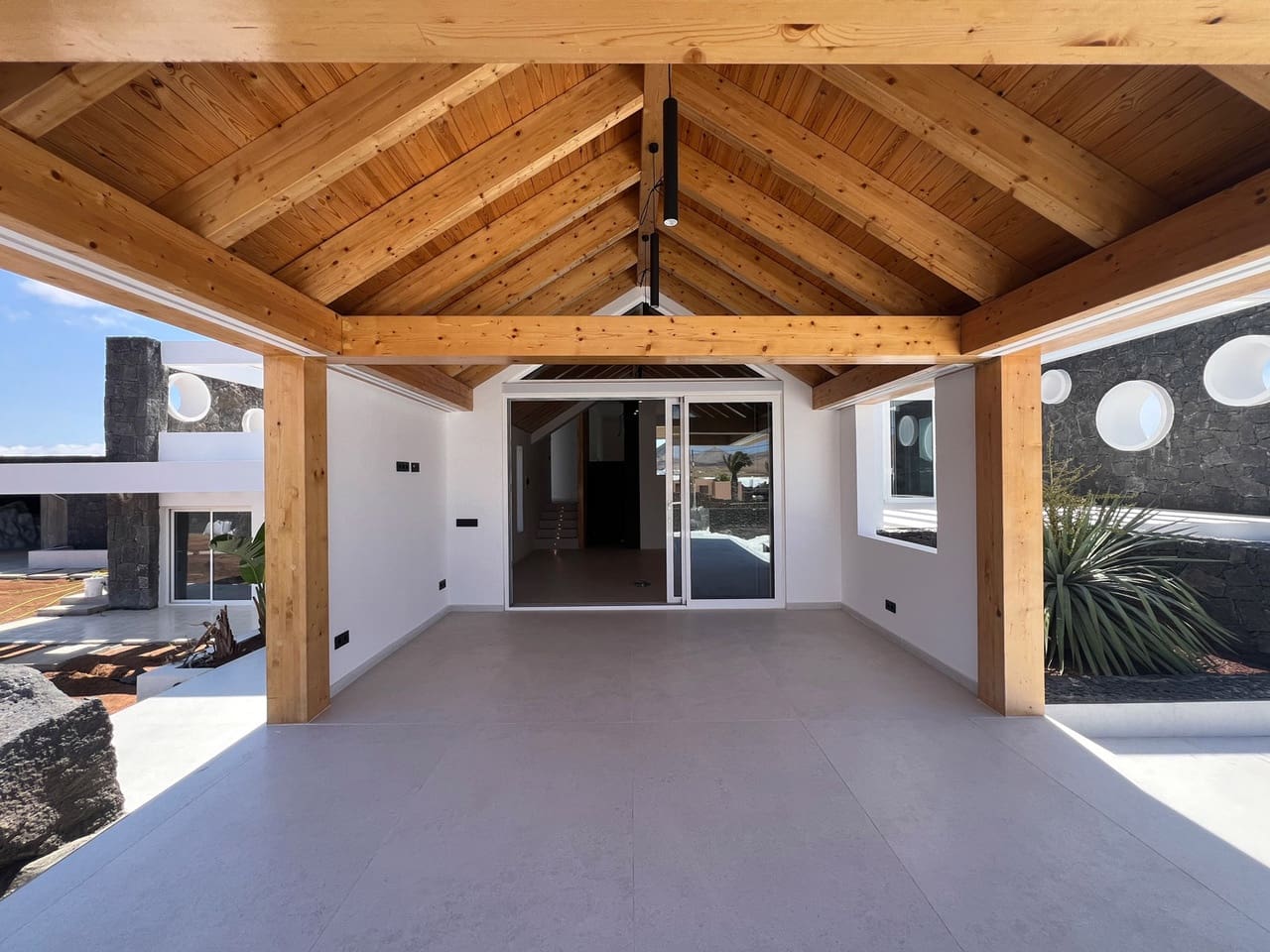 6 quarto Moradia para venda em Tahiche com piscina garagem - 2 400 000 € (Ref: 9130183)