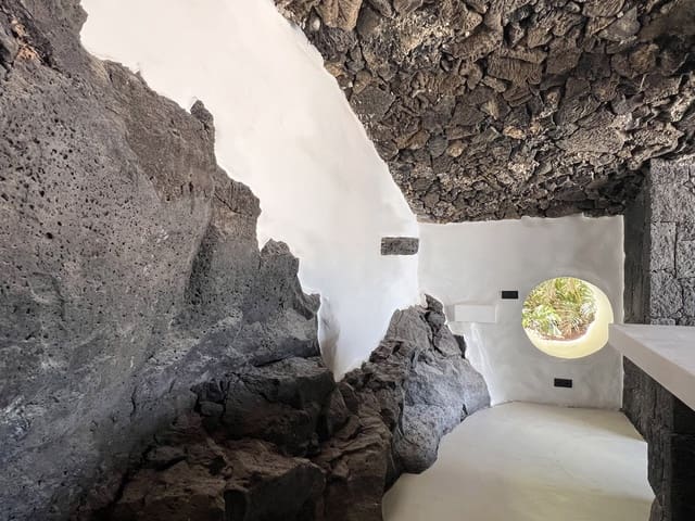 6 soverom Villa til salgs i Tahiche, Teguise med svømmebasseng garasje - € 2 400 000 (Ref: 9130183)