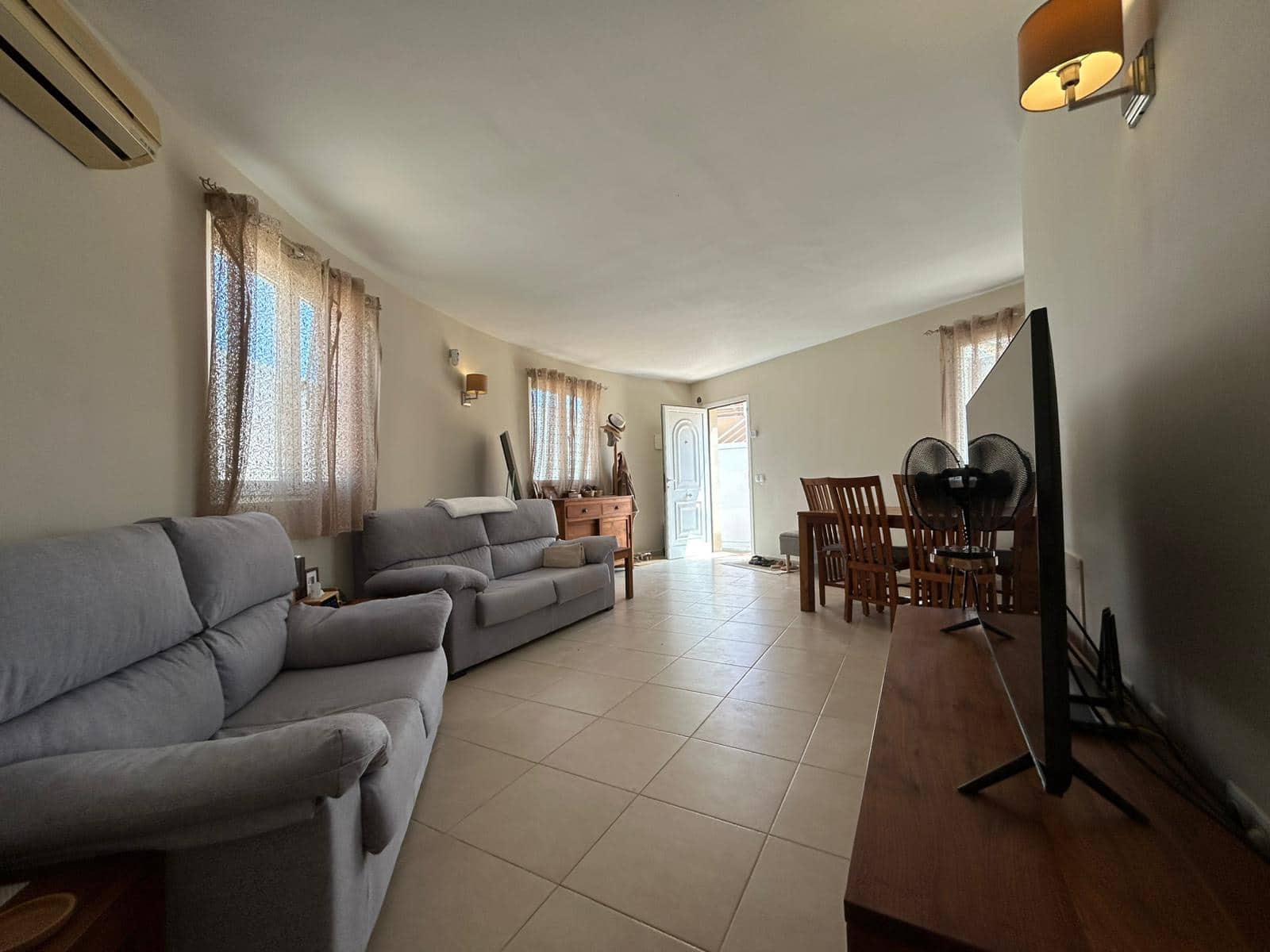 3 quarto Moradia para venda em Costa de Antigua com piscina garagem - 325 000 € (Ref: 9154653)