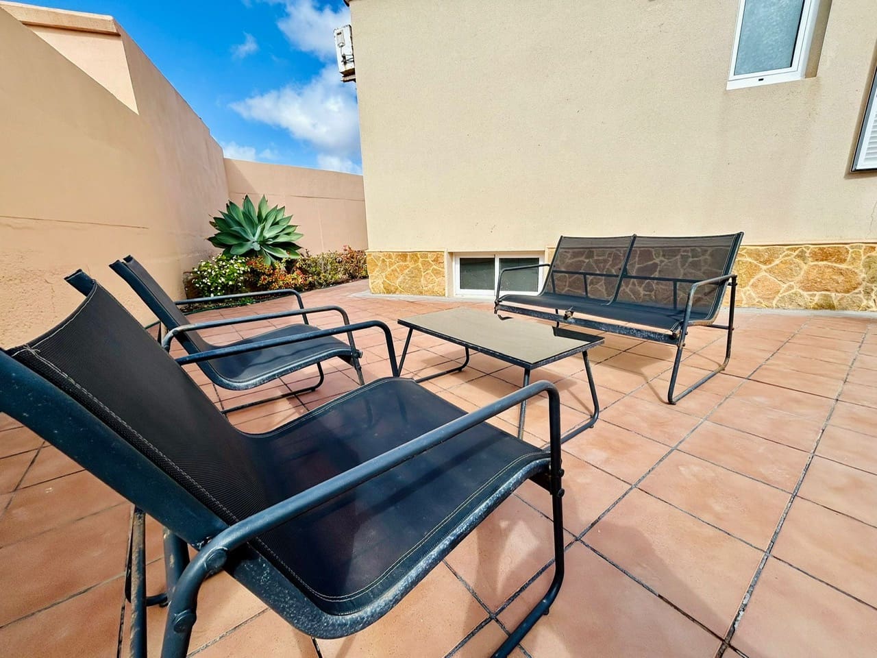 3 quarto Moradia para venda em Costa de Antigua com piscina garagem - 325 000 € (Ref: 9154653)