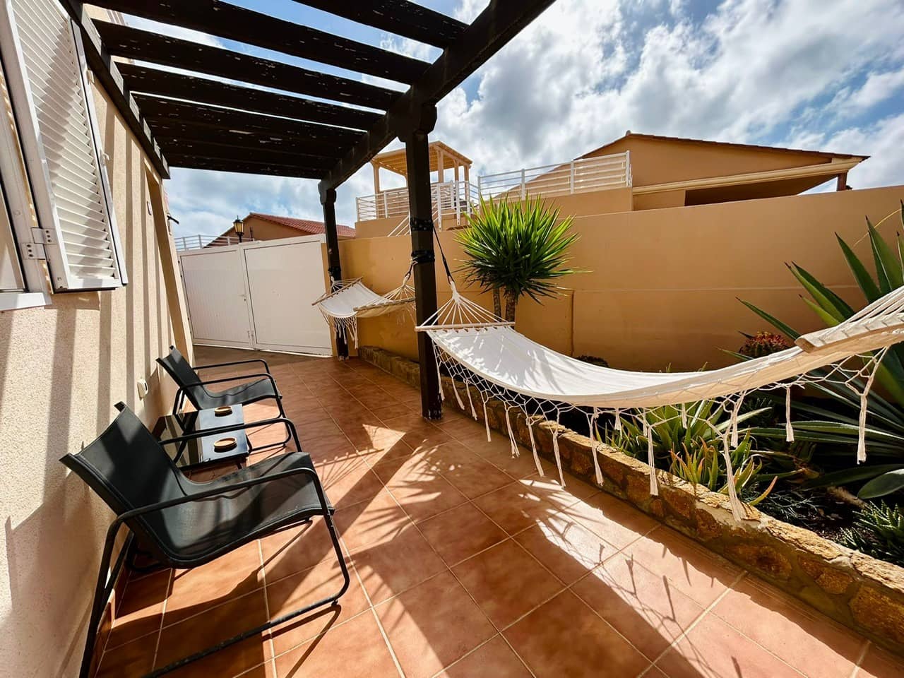 3 quarto Moradia para venda em Costa de Antigua com piscina garagem - 325 000 € (Ref: 9154653)