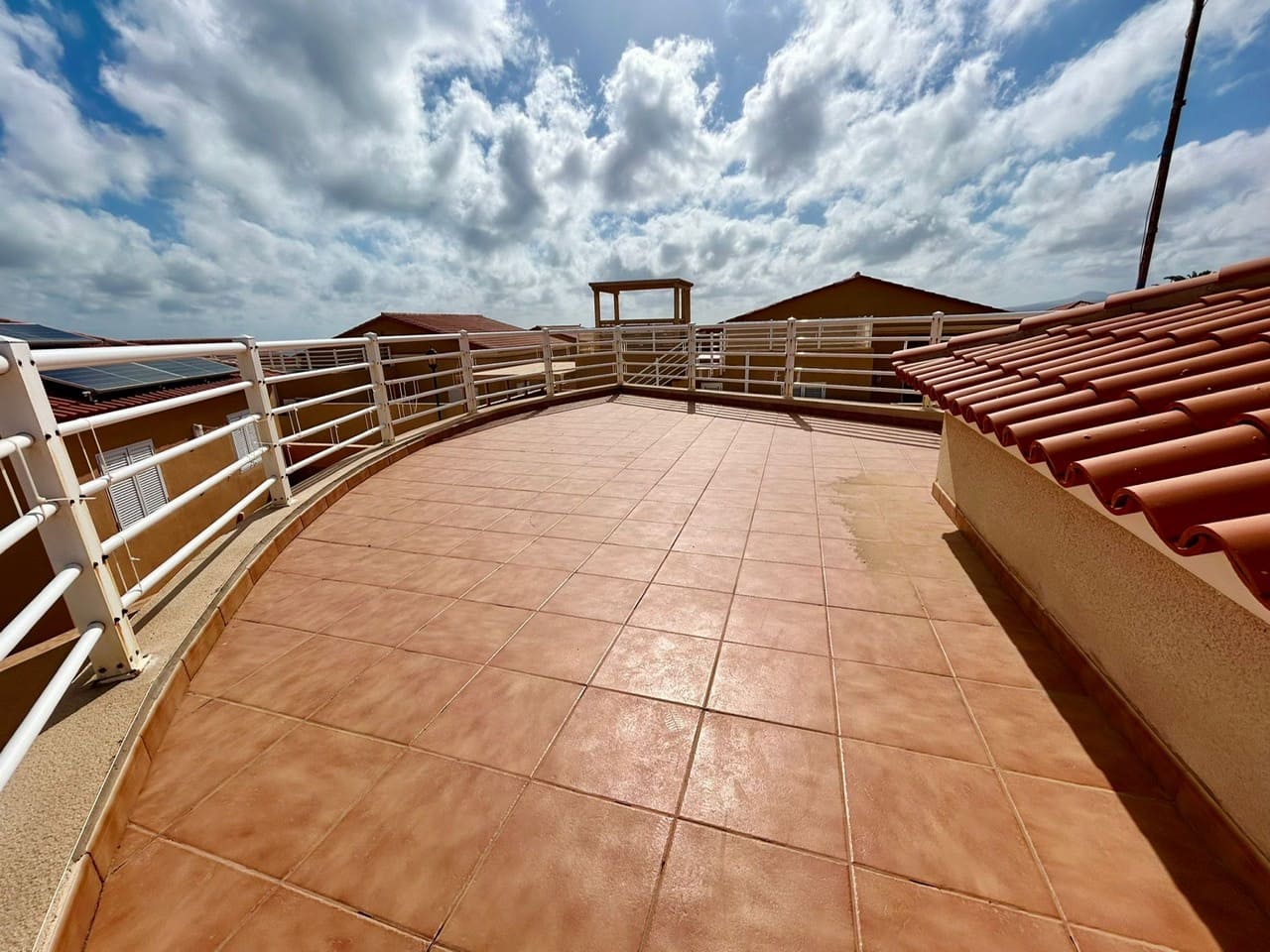 3 quarto Moradia para venda em Costa de Antigua com piscina garagem - 325 000 € (Ref: 9154653)