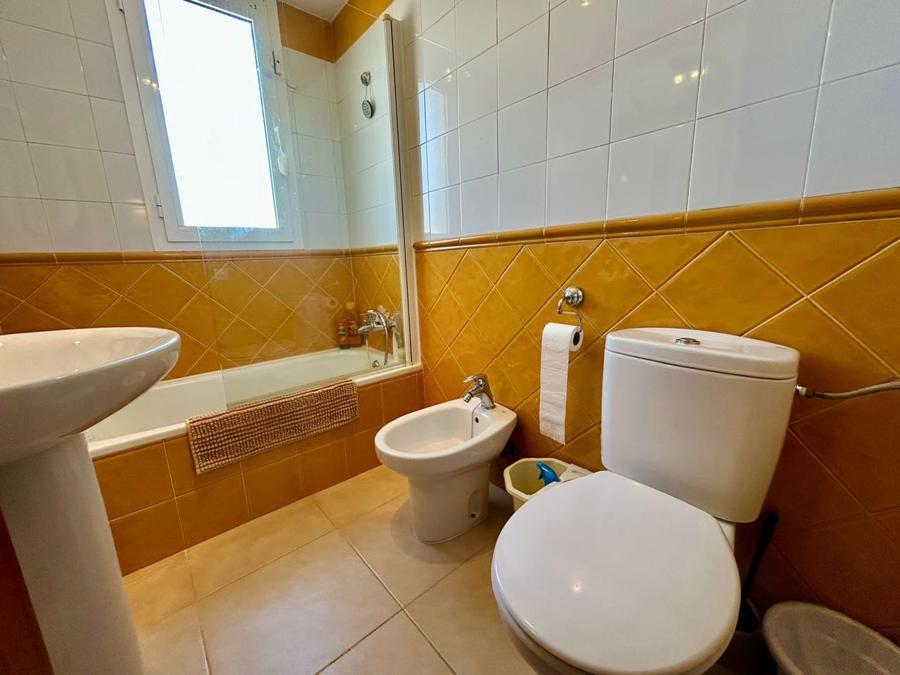 3 quarto Moradia para venda em Costa de Antigua com piscina garagem - 325 000 € (Ref: 9154653)