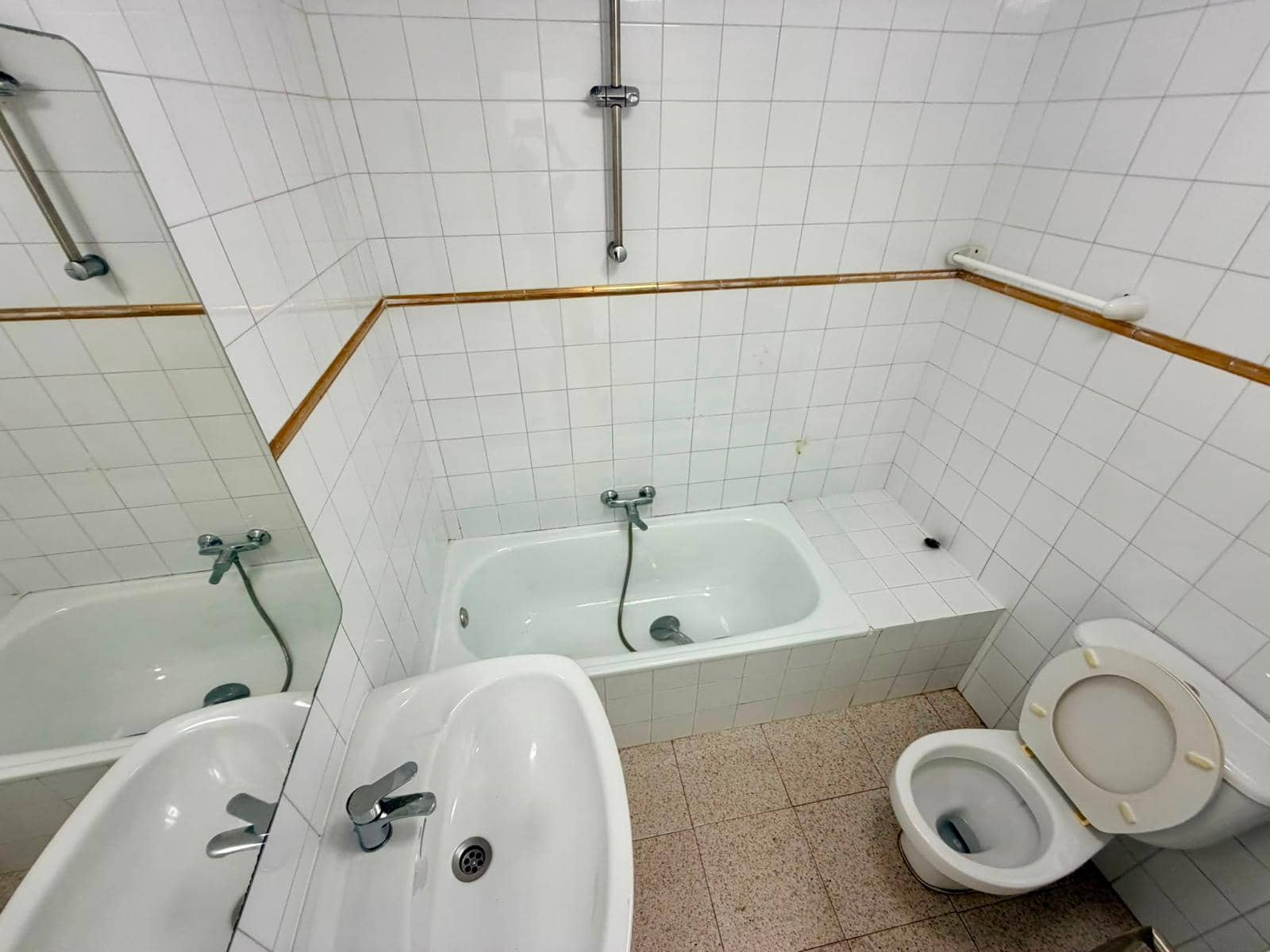 1 bedroom Apartment for sale in Costa de Antigua with pool - € 120,000 (Ref: 9154664)