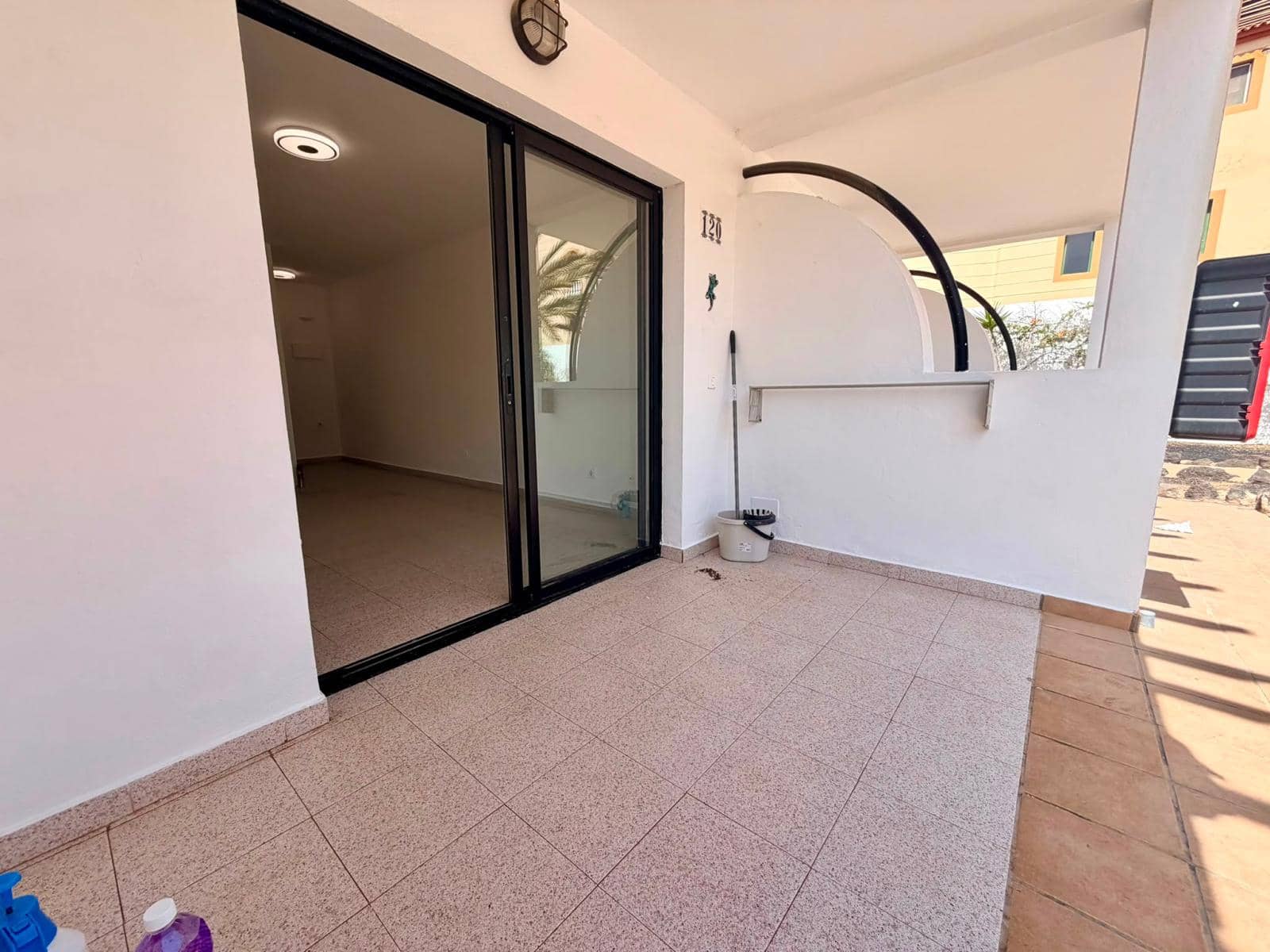 1 bedroom Apartment for sale in Costa de Antigua with pool - € 120,000 (Ref: 9154664)