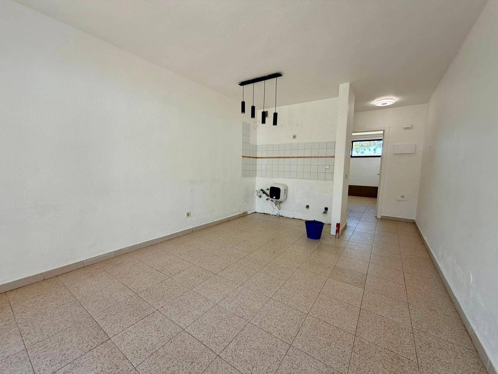 1 bedroom Apartment for sale in Costa de Antigua with pool - € 120,000 (Ref: 9154664)