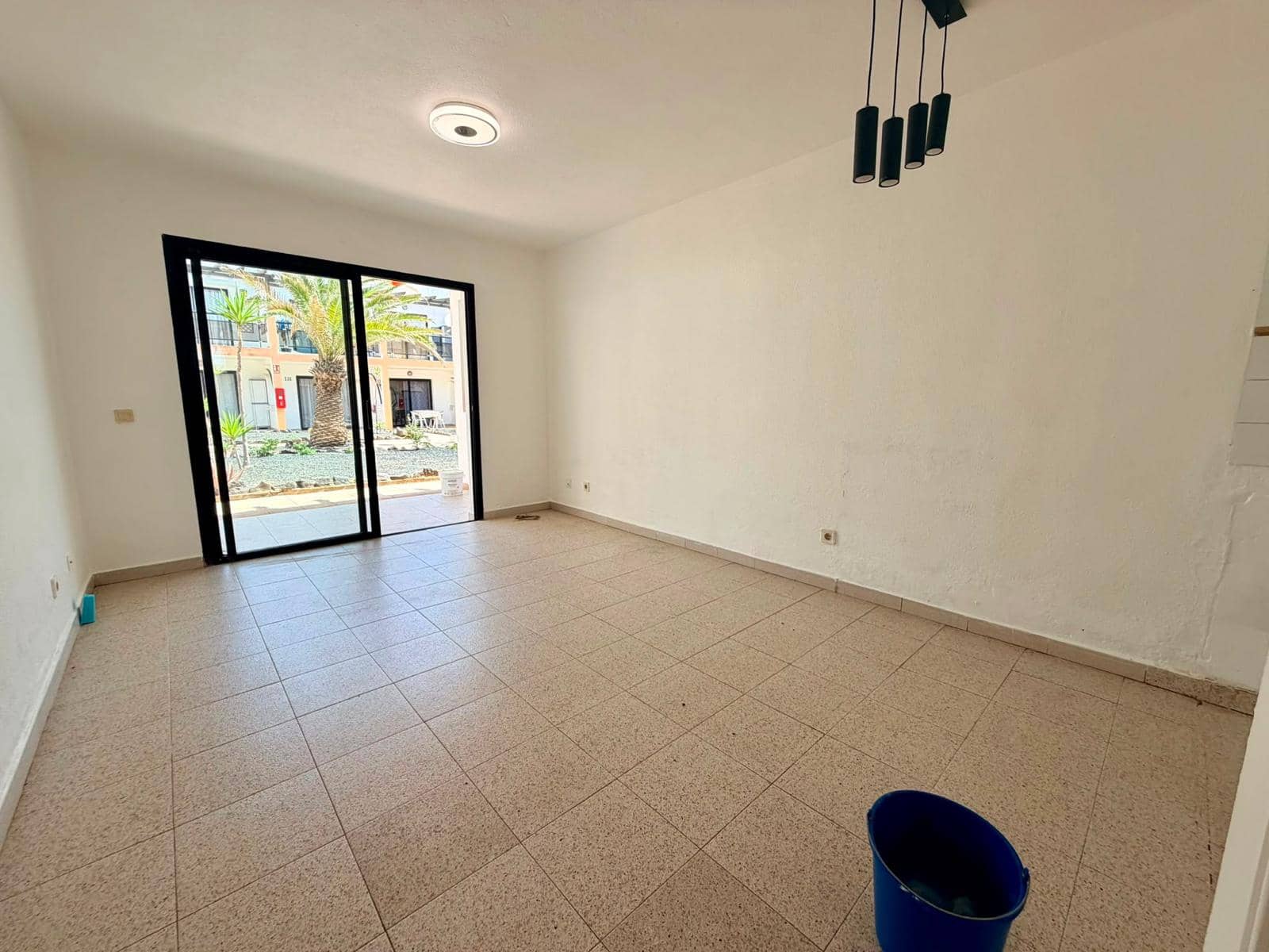 1 bedroom Apartment for sale in Costa de Antigua with pool - € 120,000 (Ref: 9154664)