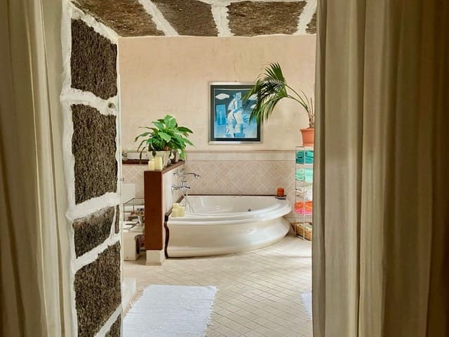 3 soveværelse Finca/Landehus til salg i Macher med garage - € 1.500.000 (Ref: 9160350)