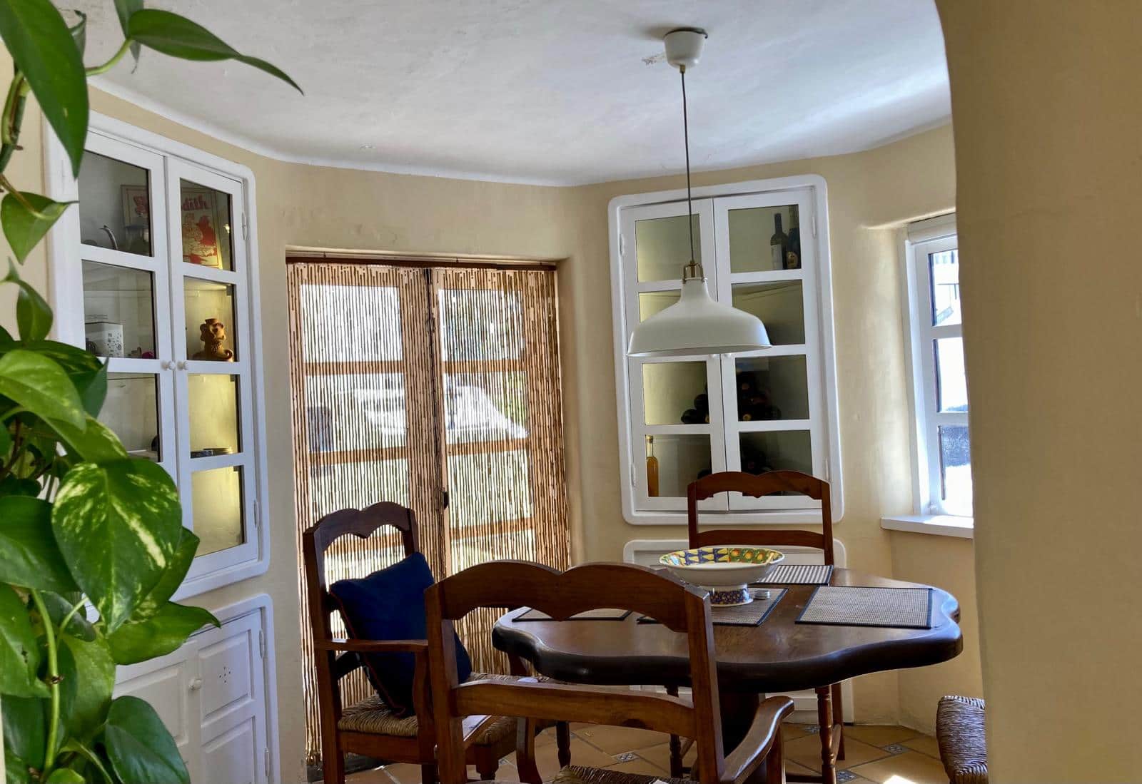 4 soveværelse Villa til salg i Nazaret med garage - € 690.000 (Ref: 9191599)