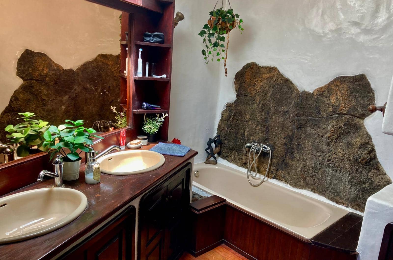 4 soveværelse Villa til salg i Nazaret med garage - € 690.000 (Ref: 9191599)