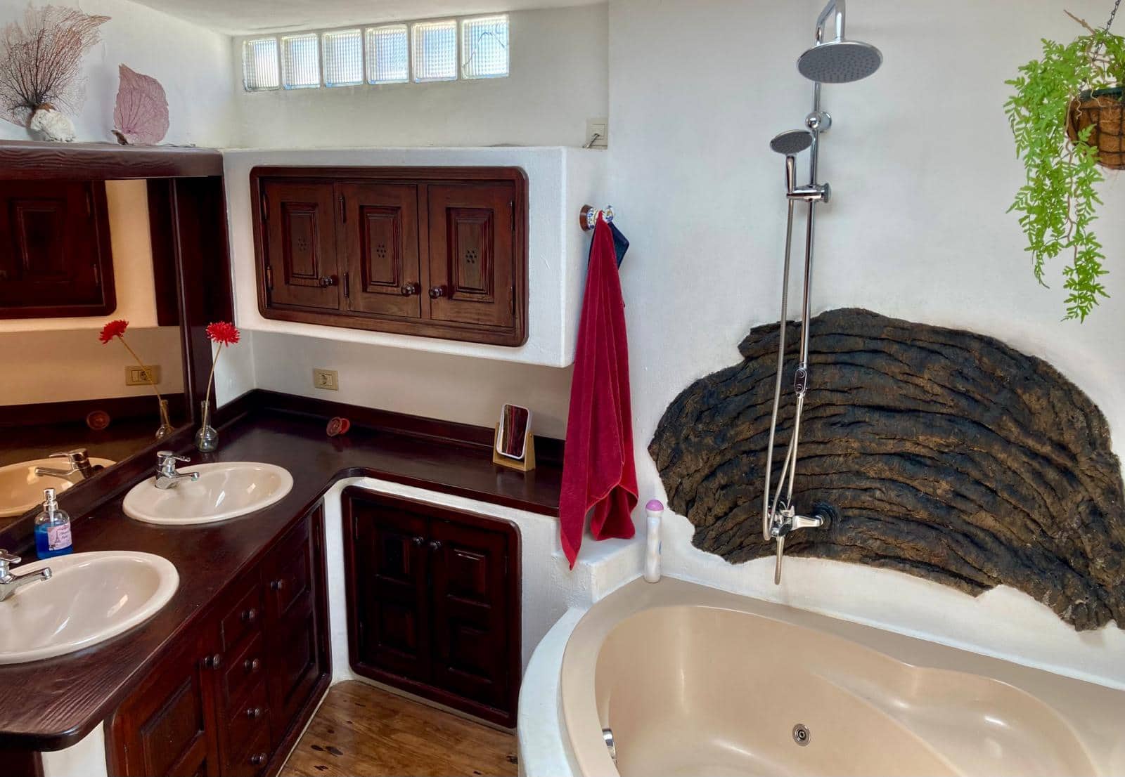 4 soveværelse Villa til salg i Nazaret med garage - € 690.000 (Ref: 9191599)