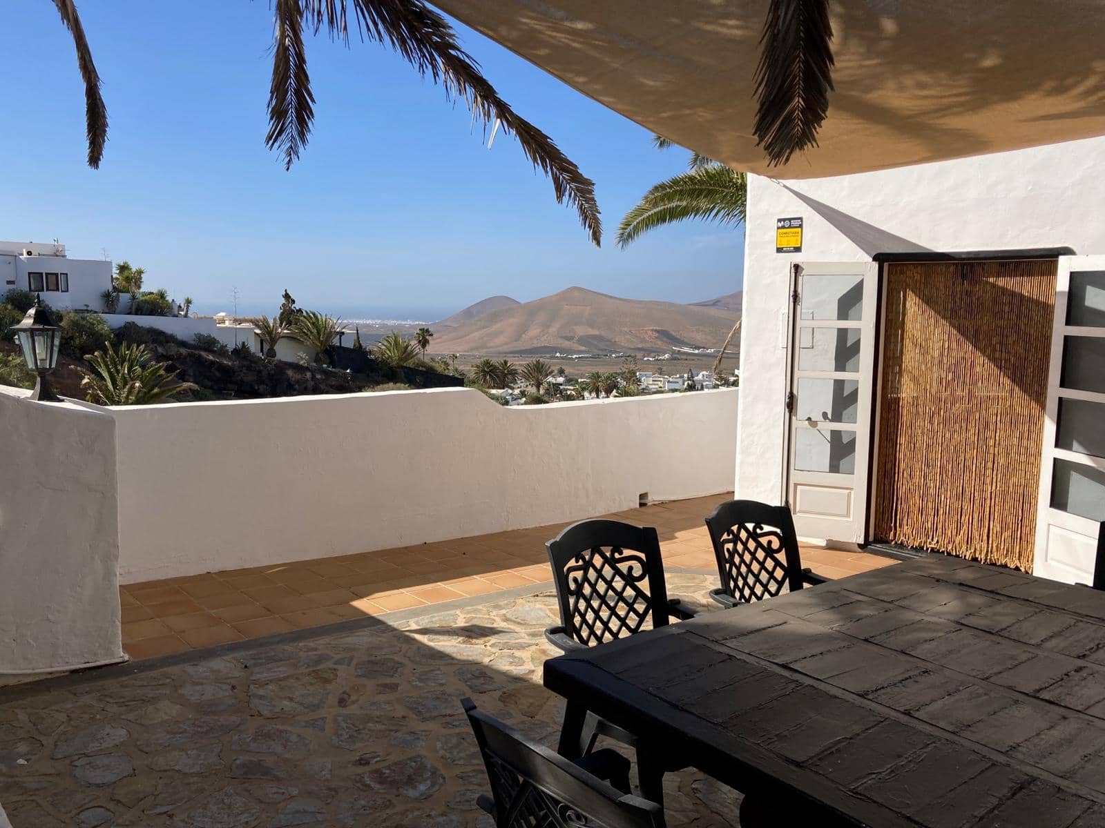 4 soveværelse Villa til salg i Nazaret med garage - € 690.000 (Ref: 9191599)